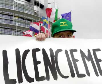 Αύξηση του αριθμού των καταγεγραμμένων ανέργων το Μάιο στη Γαλλία