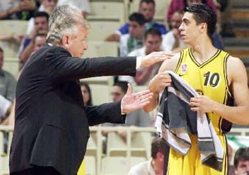 Εκτός «κιτρινόμαυρων» ο Κουτλουάι, μένει ο Κακιούζης, έρχεται (;) ο «Τίγρης»