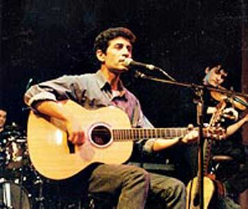 Μάλαμας, Κανά και Παπακωνσταντίνου στο Θέατρο Πέτρας το Σάββατο