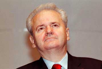 Αντιδράσεις από ΚΚΕ και ΣΥΝ για την έκδοση του Μιλόσεβιτς στη Χάγη