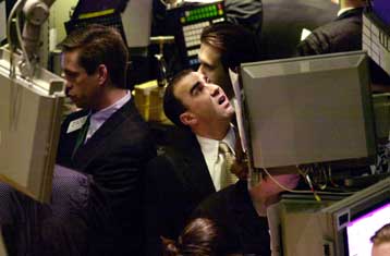 Ανοδικά κινούνται Nasdaq και Dow Jones στο άνοιγμα της Πέμπτης