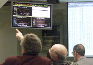 Οριακή πτώση 0,01% την Πέμπτη στο ΧΑΑ