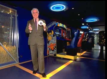 «Μάχες» στην TechX για τα εγγράψιμα δισκάκια DVD