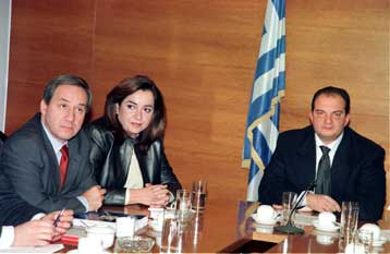 Αλλαγές από Καραμανλή στο οργανωτικό σχήμα της ΝΔ