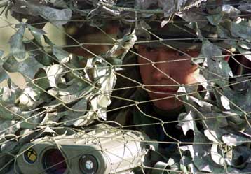 Αυξημένη στρατιωτική εμπλοκή των ΗΠΑ στην ΠΓΔΜ προβλέπει ο Μπους