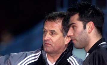 O Μπατατούδης διατήρησε την ψυχραιμία του Μπάγεβιτς