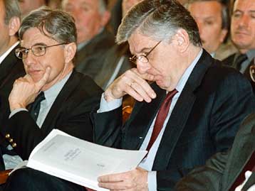 Το Δημόσιο καλύπτει τα χρέη νοσηλευτικών ιδρυμάτων, ύψους 355 δισ.