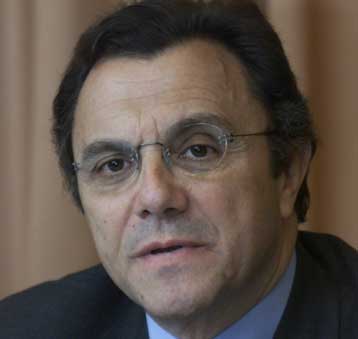 Σειρά κινήσεων από τη Γενική Τράπεζα – Δεν θα διανεμηθεί μέρισμα για τη χρήση 2000