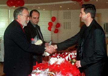 Κόκκαλης και Ζούρος συμφώνησαν να συνεχίσουν την κοινή τους πορεία στο Θρύλο