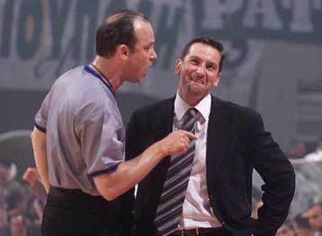 Συγχαρητήρια στον κόσμο μας αλλά παίζαμε 5 εναντίον 7