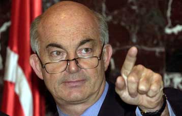 Δεν πρέπει να επηρεαστεί η οικονομία από την απαγόρευση της Αρετής, τονίζει ο Ντερβίς