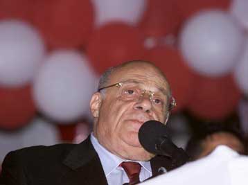 Δεν θα επιτρέψω ποτέ την ένταξη της Κύπρου στην ΕΕ, απειλεί ο Ντενκτάς