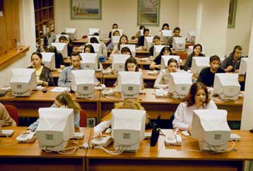 Πληροφορίες από το 135  για τους δεκαψήφιους τηλεφωνικούς αριθμούς