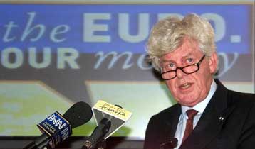 Αμετάβλητα διατήρησε τα επιτόκια η ΕΚΤ