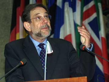 Διπλωματικός πυρετός για συνέχιση του διαλόγου