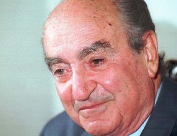 «Όχι» στην επιστροφή Σαμαρά, «Ναι» στην Προεδρία από τον επίτιμο