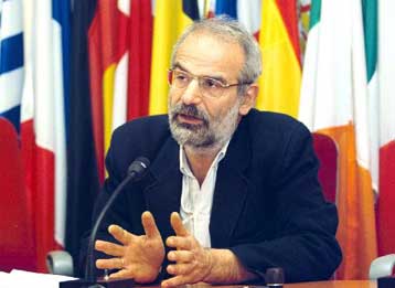 «Πιστή» στο Ελσίνκι η Κομισιόν για την ένταξη της Τουρκίας στην ΕΕ