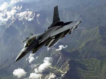 Επίθεση συμμαχικών αεροσκαφών με 23 νεκρούς καταγγέλλει η Βαγδάτη