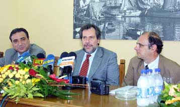 «Τουφεκιές στον αέρα» οι αντιδράσεις των εφοπλιστών, λέει ο Χρ.Παπουτσής