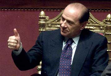 Υπέρ της διεύρυνσης της ΕΕ ο Μπερλουσκόνι