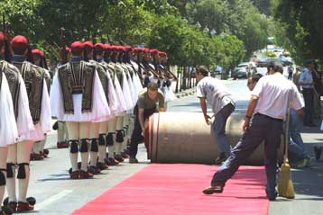 Συναντήσεις με αρχηγούς κομμάτων θα έχει την Τετάρτη ο βασιλιάς του Βελγίου