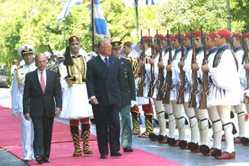 Ο Πρόεδρος της Δημοκρατίας δέχτηκε το βασιλικό ζεύγος του Βελγίου