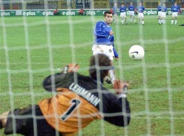 Ο Βαν Μπρόνκχορστ υπέγραψε πενταετές συμβόλαιο