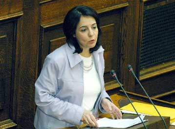 Επικρίσεις Κωστόπουλου κατά του ΚΚΕ και της Δαμανάκη