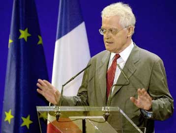 Στη δημιουργία 285.000 θέσεων εργασίας οδήγησε το 35ωρο στη Γαλλία