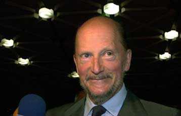 Ανοιχτό αφήνει το ενδεχόμενο να αναλάβει την πρωθυπουργία ο έκπτωτος μονάρχης της Βουλγαρίας