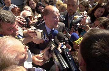 Νίκη του κόμματος του έκπτωτου βασιλιά της Βουλγαρίας «βλέπουν» τα exit polls