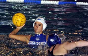 Η εθνική γυναικών πόλο ηττήθηκε 5-3 από την Ιταλία