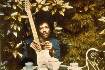 Η κιθάρα και άλλα αντικείμενα του Χέντριξ στο σφυρί για φιλανθρωπικό σκοπό