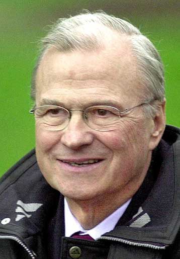 Σε μπελάδες ο πρόεδρος της επιτροπής διεκδίκησης του Παρισιού για τους Ολυμπιακούς Αγώνες του 2008