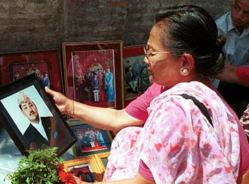 Ο πρίγκιπας Ντιπέντρα του Νεπάλ μόνος υπεύθυνος για το μακελειό