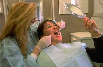 Ολοκληρώθηκε η χαρτογράφηση του DNA μικροβίου που ευθύνεται για στοματικές λοιμώξεις