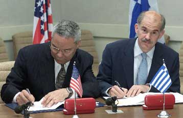 Νέα συμφωνία για τις αμερικανικές βάσεις στην Ελλάδα υπέγραψαν Αθήνα και Ουάσινγκτον