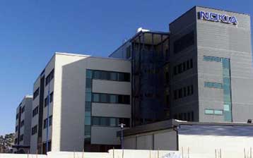Καθοδικά αναθεωρεί τις προβλέψεις της για τις πωλήσεις του β τριμήνου η Nokia