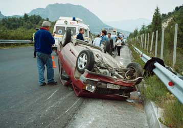 Κίνδυνος – θάνατος στις εθνικές οδούς τα «κόκκινα χιλιόμετρα»