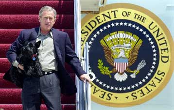 Εκρηκτικούς μηχανισμούς εντόπισε η αστυνομία στη Μαδρίτη την παραμονή της άφιξης Μπους