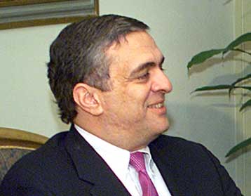 Έκρηξη παγιδευμένου αυτοκινήτου τραυματίζει σοβαρά στέλεχος της παλαιστινιακής οργάνωσης Τζιχάντ