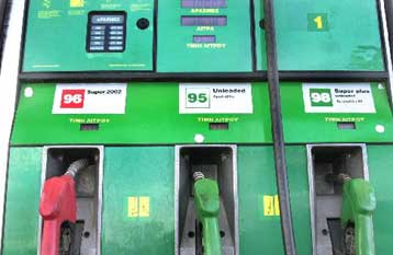 Νέα μείωση στις τιμές της βενζίνης από τα μεσάνυχτα της Τετάρτης