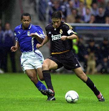 Η Βαλένθια πιο κοντά στο Champions League από τη Μπαρτσελόνα