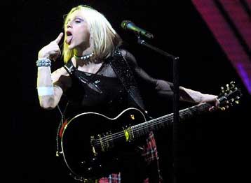 Eντυπωσιακό ξεκίνημα για τη Μαντόνα στη Βαρκελώνη