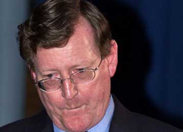 Προβληματισμός για την ειρηνευτική διαδικασία στη Β.Ιρλανδία μετά την εκλογική νίκη των σκληροπυρηνι