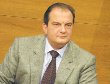 Επίθεση Καραμανλή στην κυβέρνηση με αφορμή το πρόβλημα της λειψυδρίας