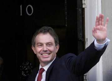 Έντονες ανησυχίες στο Σίτι, καθώς προεξοφλείται η επίσπευση της βρετανικής ένταξης στην ευρωζώνη