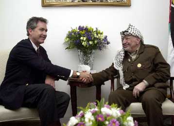 Αμεση και άνευ όρων εκεχειρία από τους Παλαιστινίους