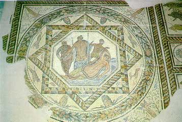 Οι αρχαιολόγοι απαντούν στον Γ.Σακελλαράκη για τις παράνομες αρχαιότητες σε έκθεση στην Καρλσρούη