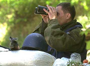 Κατάπαυση του πυρός αποφάσισαν οι Αλβανοί αντάρτες στην ΠΓΔΜ